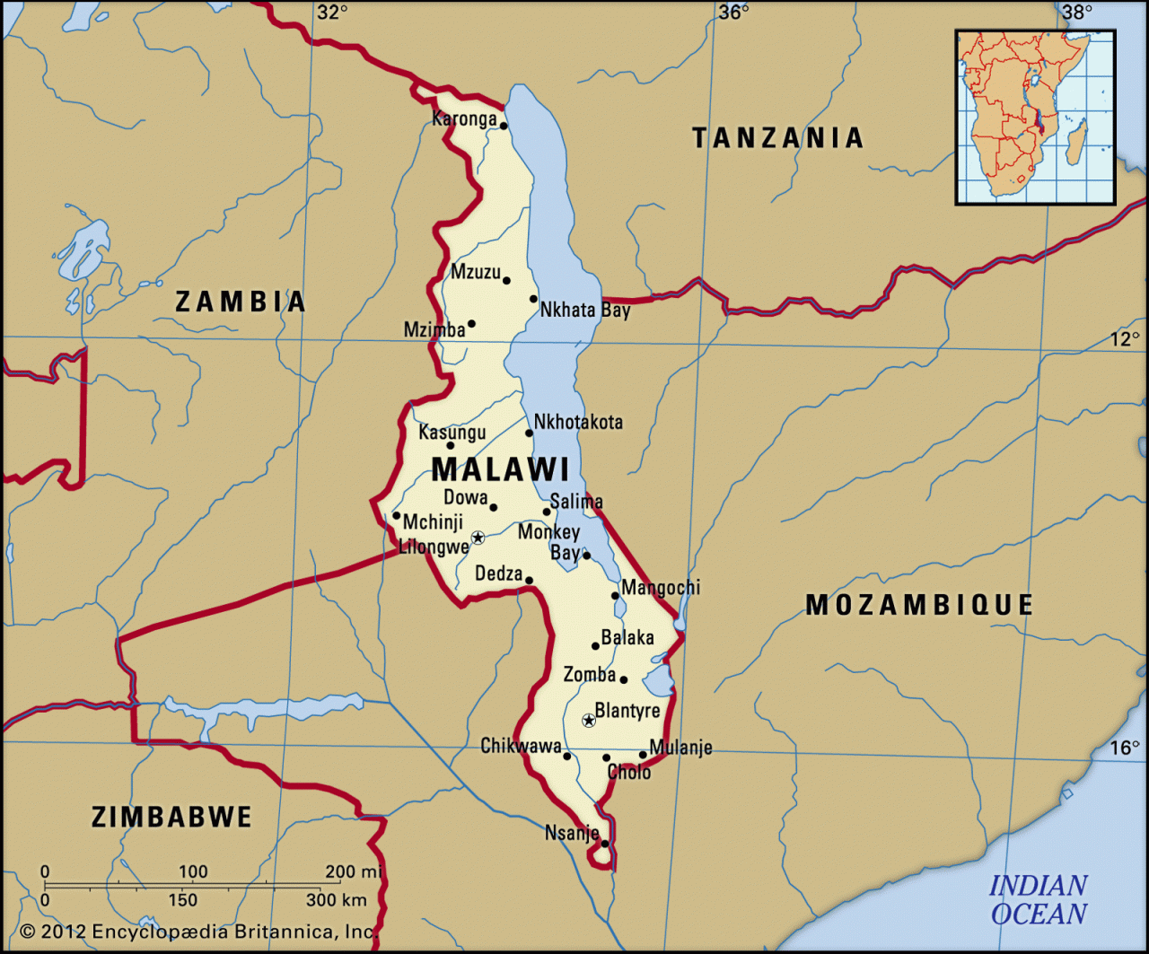 Malawi map boundaries cities locator jpg