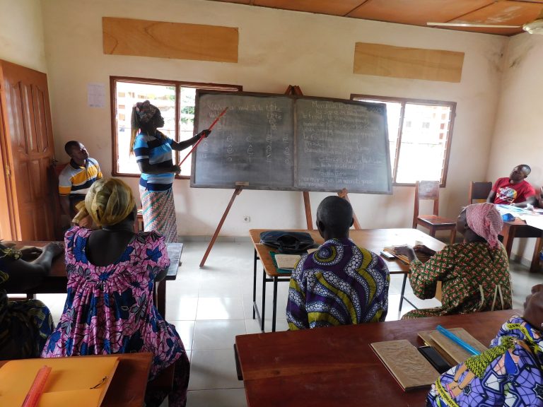 Facilitateur en activité au CEC Sotouboua 1