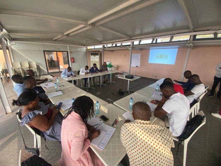 Artigo Formação de Supervisores e Coordenadores