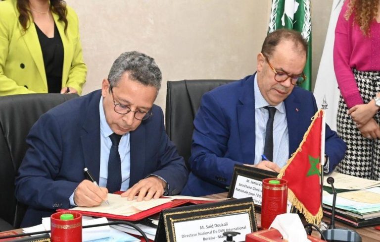 Signing of Convention2